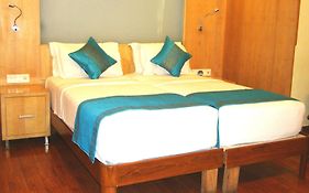 Hotel Emarald, New Delhi